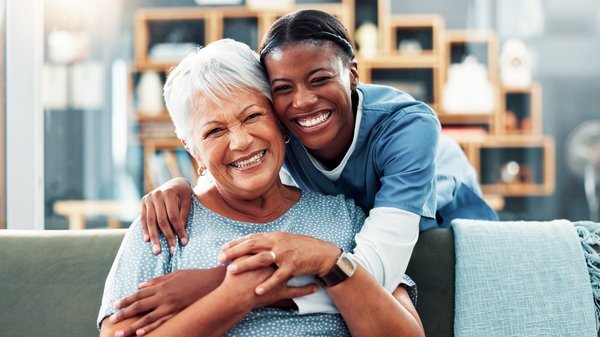 Memory Care vs. Assisted Living: Which Does Dad Need?